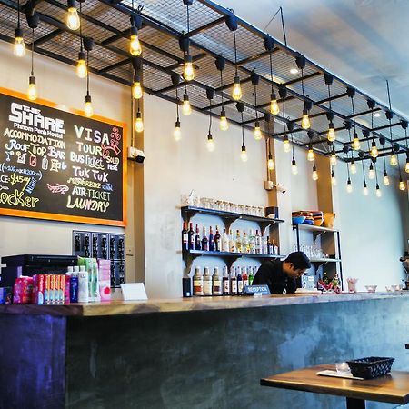 The Share Phnom Penh Hostel Екстериор снимка