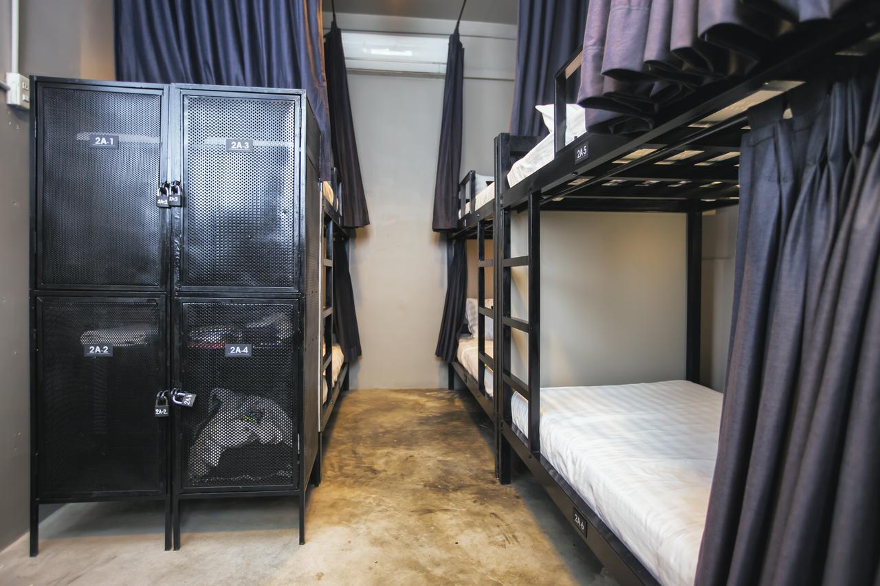 The Share Phnom Penh Hostel Екстериор снимка