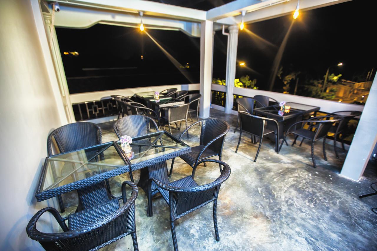 The Share Phnom Penh Hostel Екстериор снимка