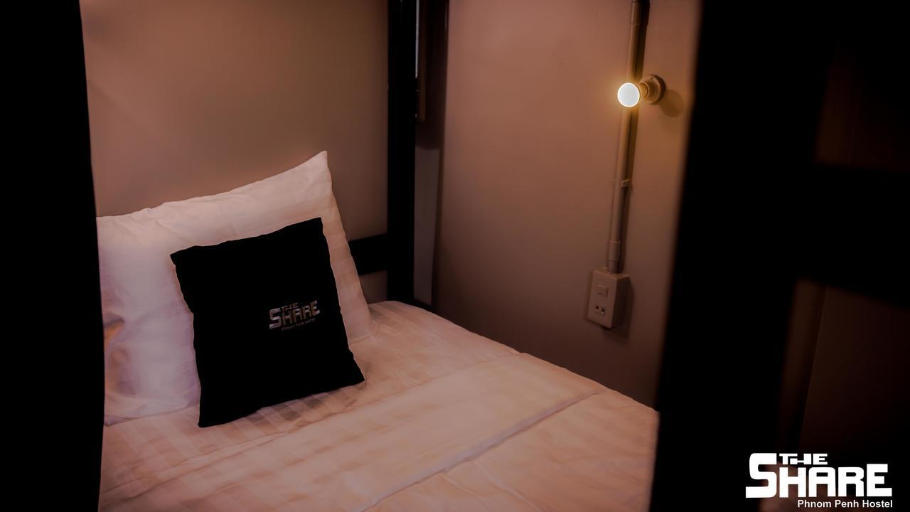 The Share Phnom Penh Hostel Екстериор снимка